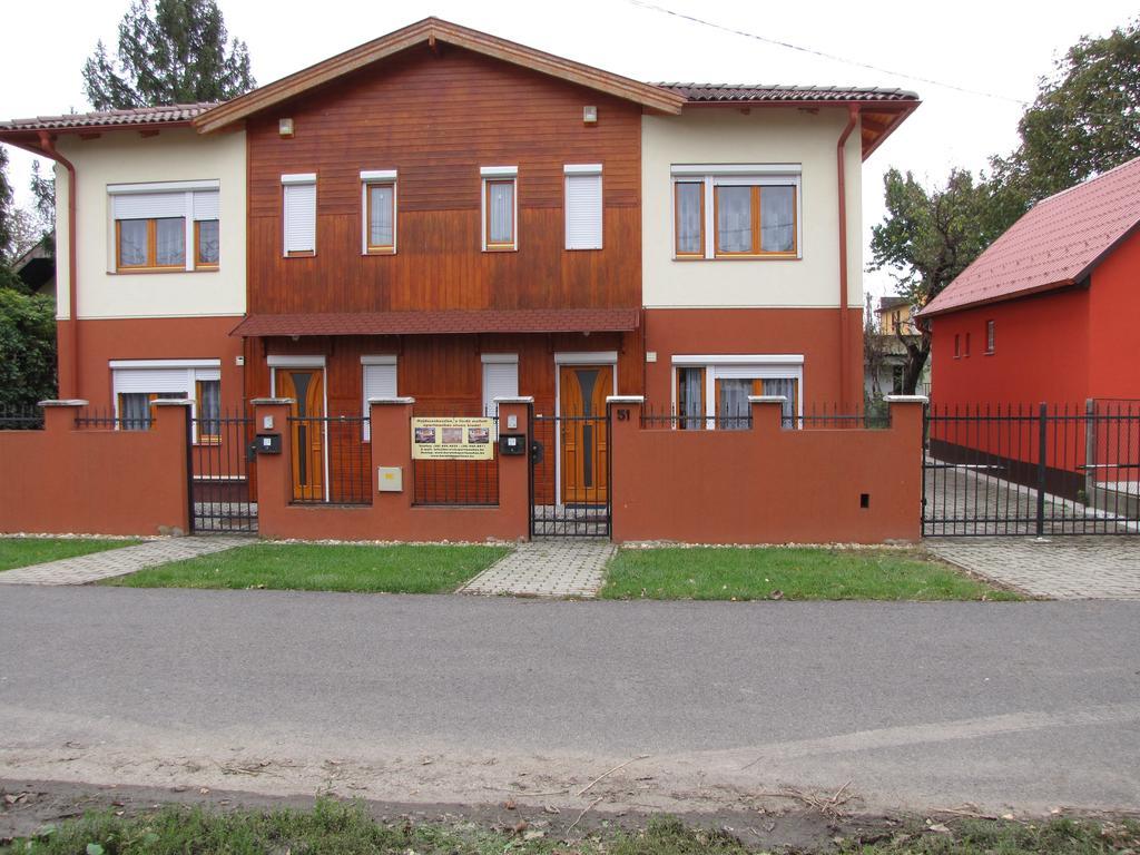 Zoli Apartmanok-Brody 51-53 Hajdúszoboszló 外观 照片