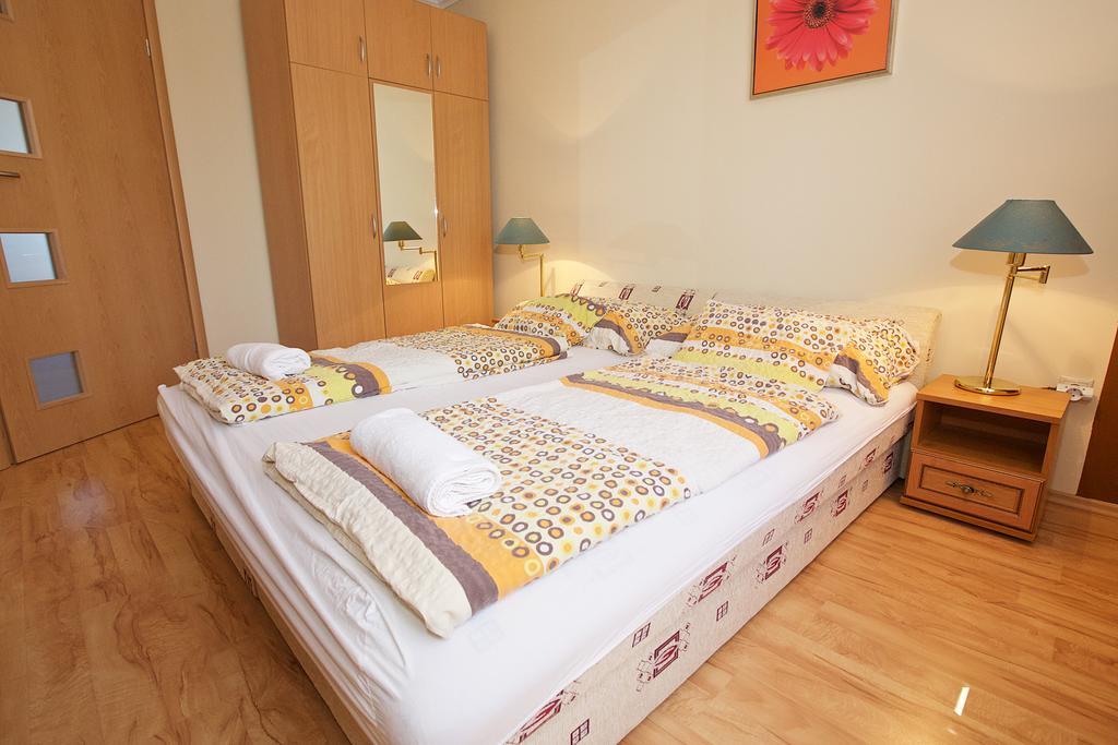 Zoli Apartmanok-Brody 51-53 Hajdúszoboszló 外观 照片