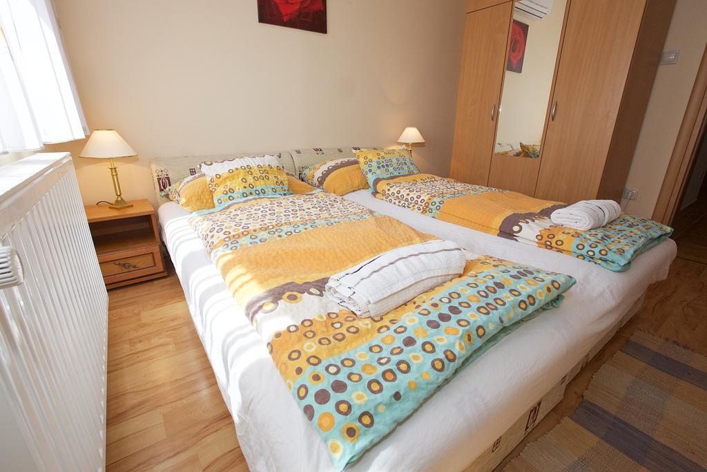 Zoli Apartmanok-Brody 51-53 Hajdúszoboszló 外观 照片