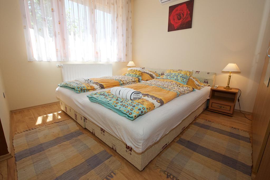Zoli Apartmanok-Brody 51-53 Hajdúszoboszló 外观 照片