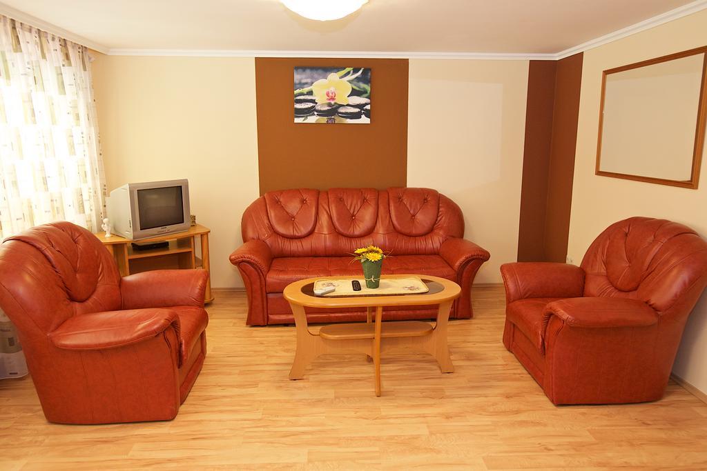 Zoli Apartmanok-Brody 51-53 Hajdúszoboszló 外观 照片