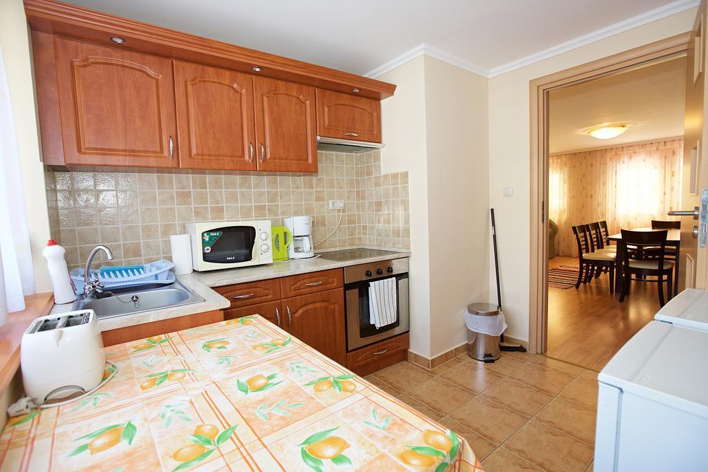 Zoli Apartmanok-Brody 51-53 Hajdúszoboszló 外观 照片