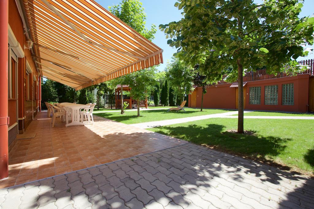 Zoli Apartmanok-Brody 51-53 Hajdúszoboszló 外观 照片