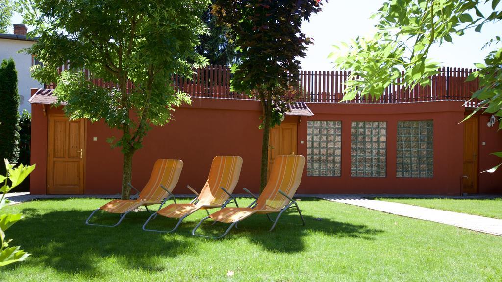 Zoli Apartmanok-Brody 51-53 Hajdúszoboszló 外观 照片