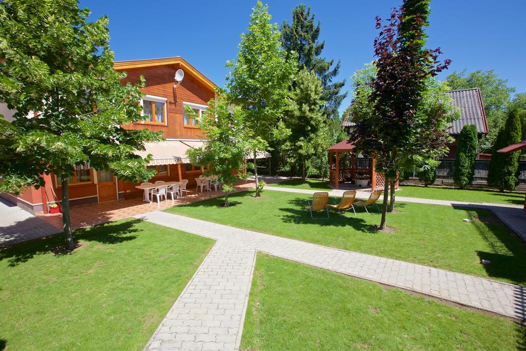 Zoli Apartmanok-Brody 51-53 Hajdúszoboszló 外观 照片