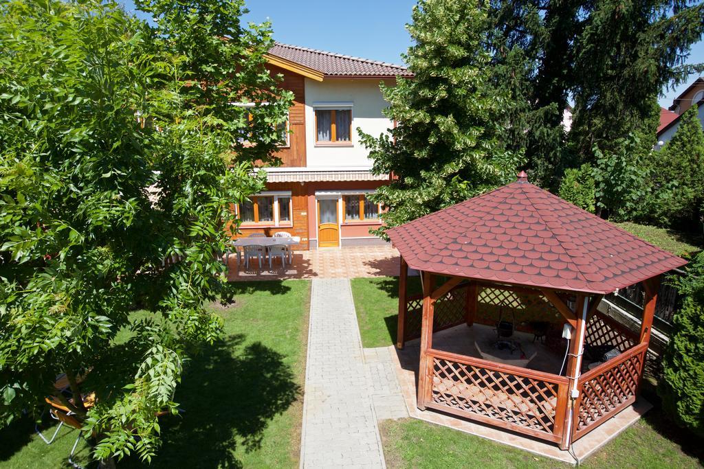 Zoli Apartmanok-Brody 51-53 Hajdúszoboszló 外观 照片
